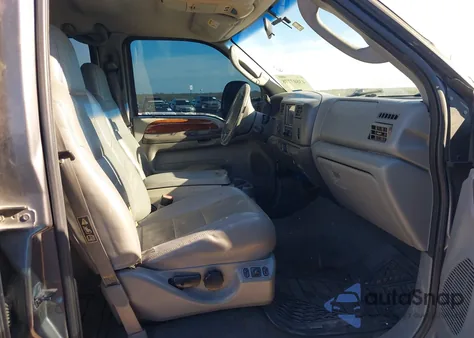 2003 Ford F-250 Lariat/Xl/Xlt из США, поврежденный, VIN 1FTNW21F33EA06000